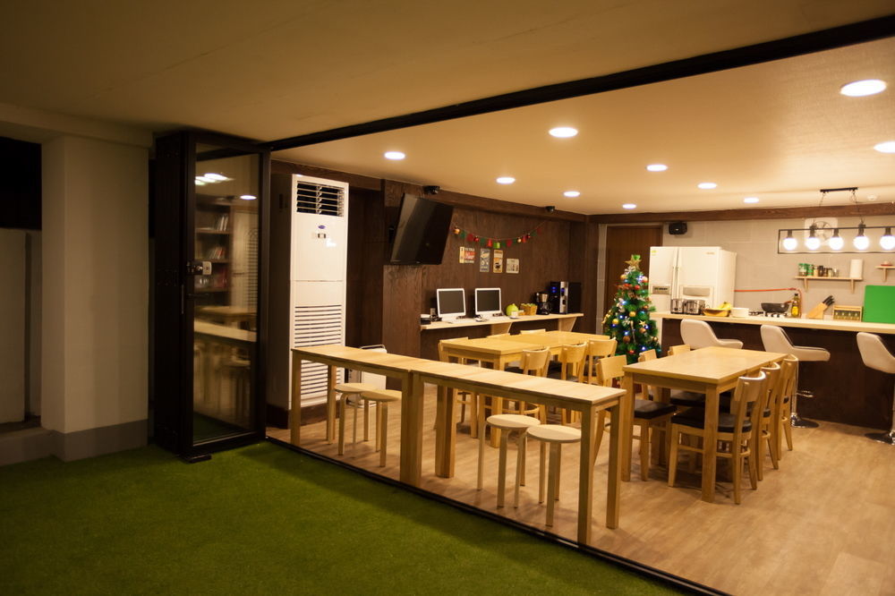 The Blossom Yeonnam Guesthouse Сеул Екстериор снимка