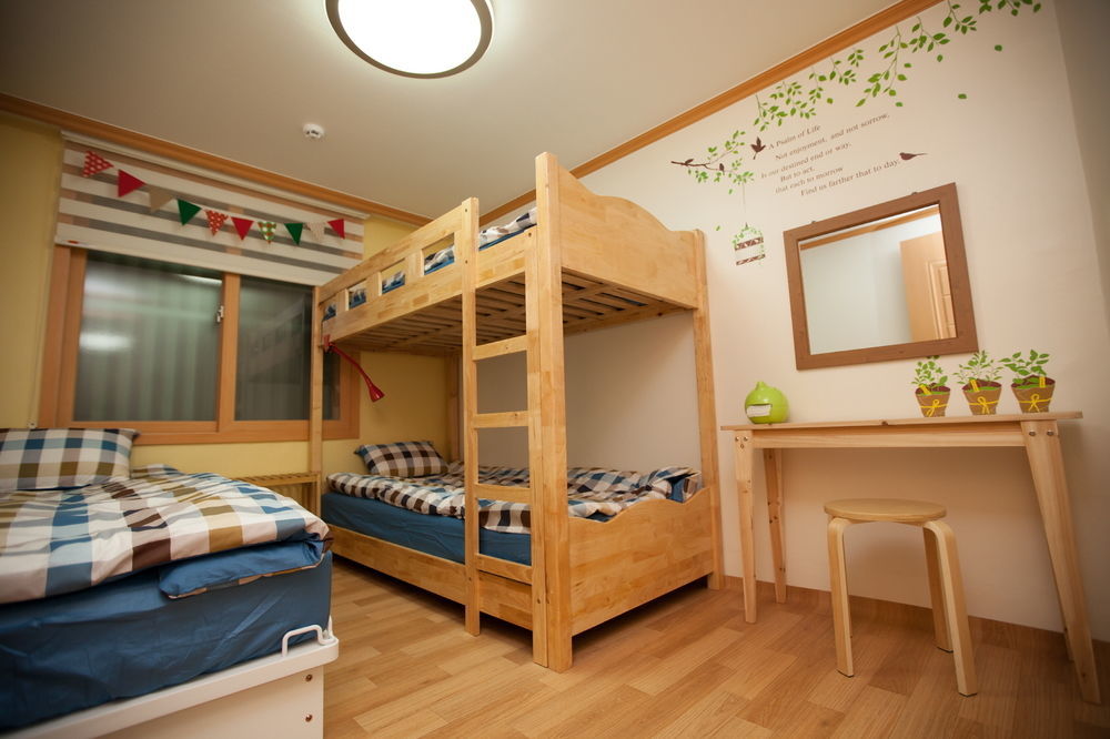 The Blossom Yeonnam Guesthouse Сеул Екстериор снимка