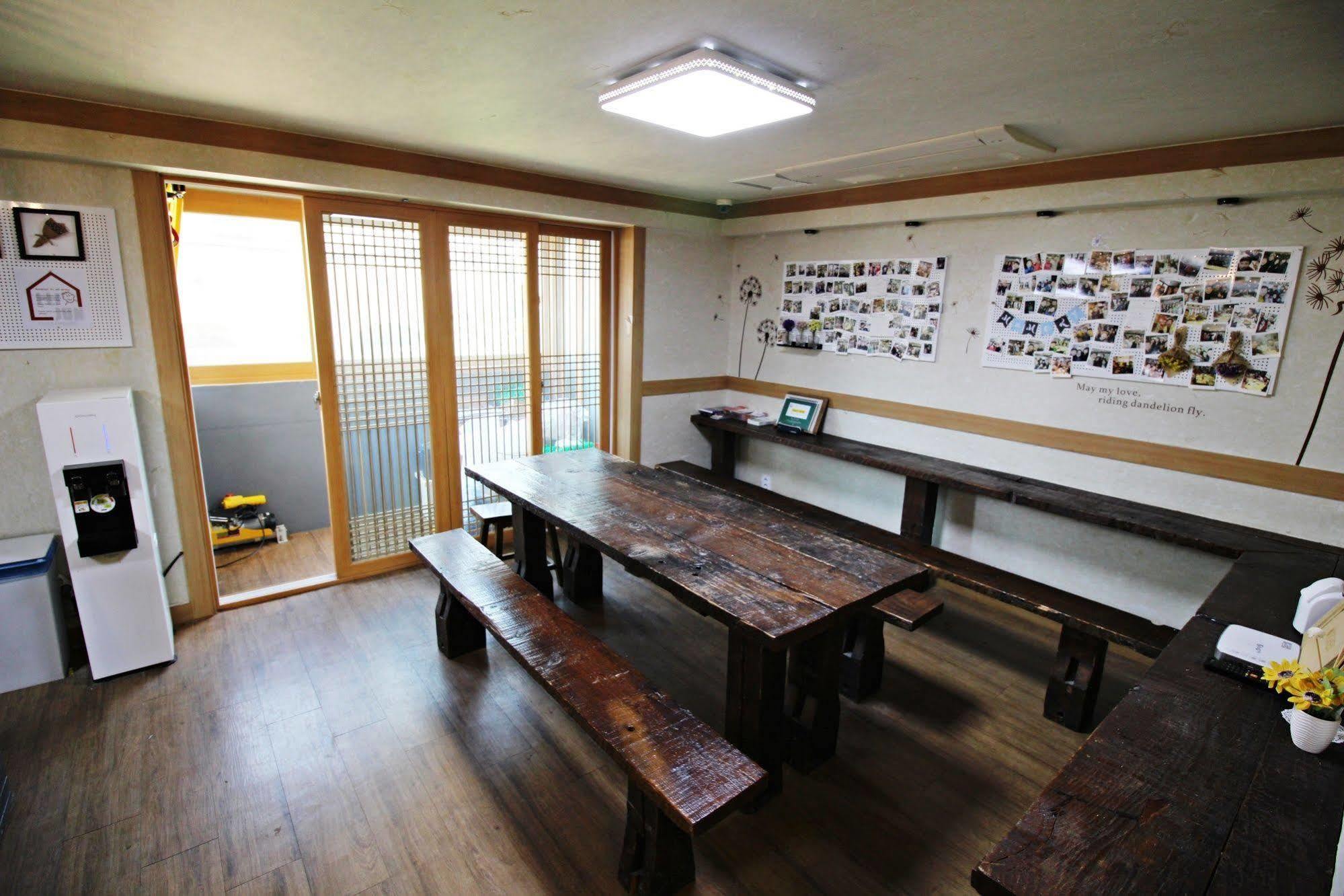 The Blossom Yeonnam Guesthouse Сеул Екстериор снимка